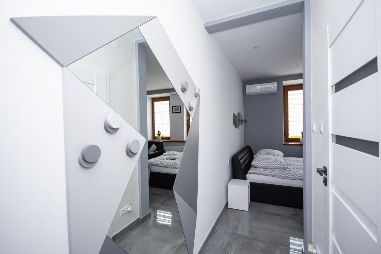 Ap 12 Apartment *
